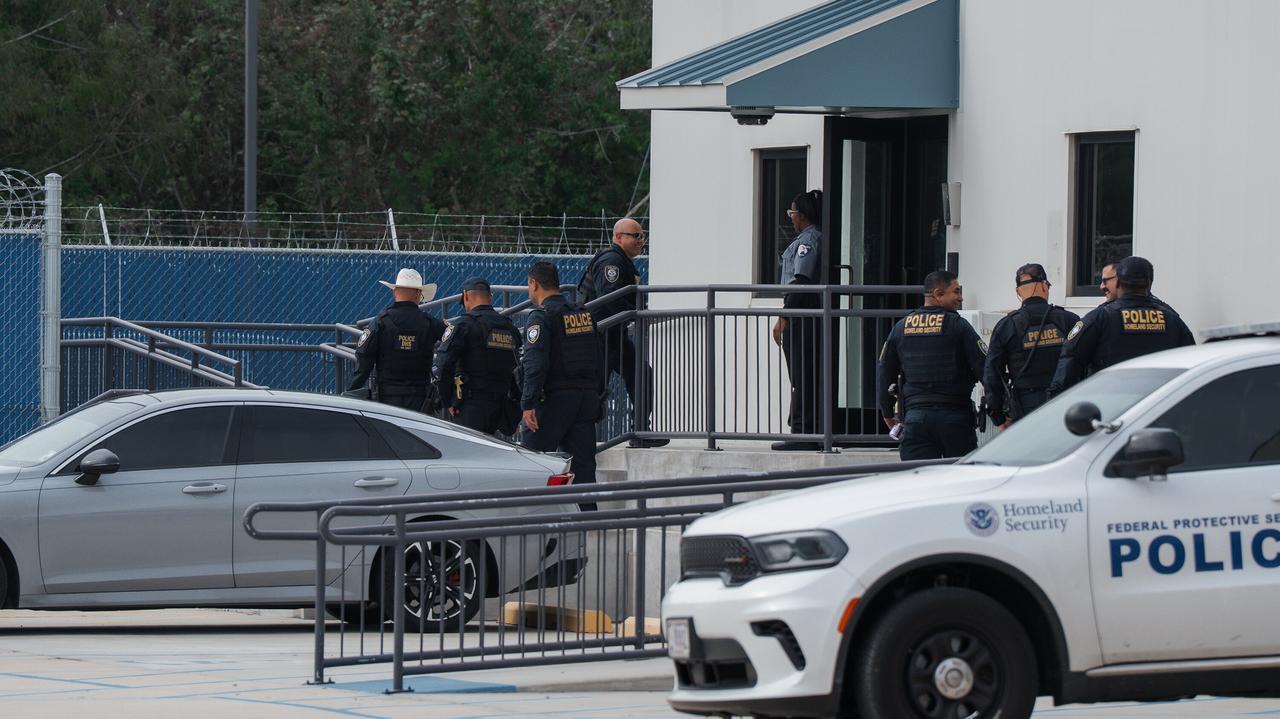 Obława na migrantów podczas mistrzostw świata? "Prezydent nie wyklucza niczego"