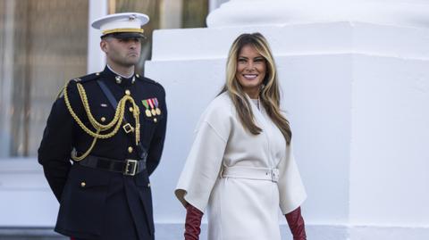 Melania Trump Z CHOINKĄ