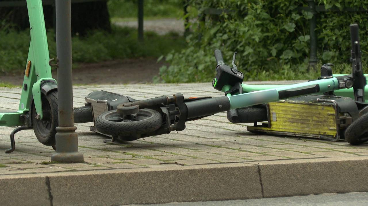 Seria wypadków na hulajnogach. Ratownik ostrzega