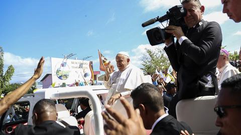 Papież Franciszek z wizytą w Timorze Wschodnim. Powitały go tłumy wiernych