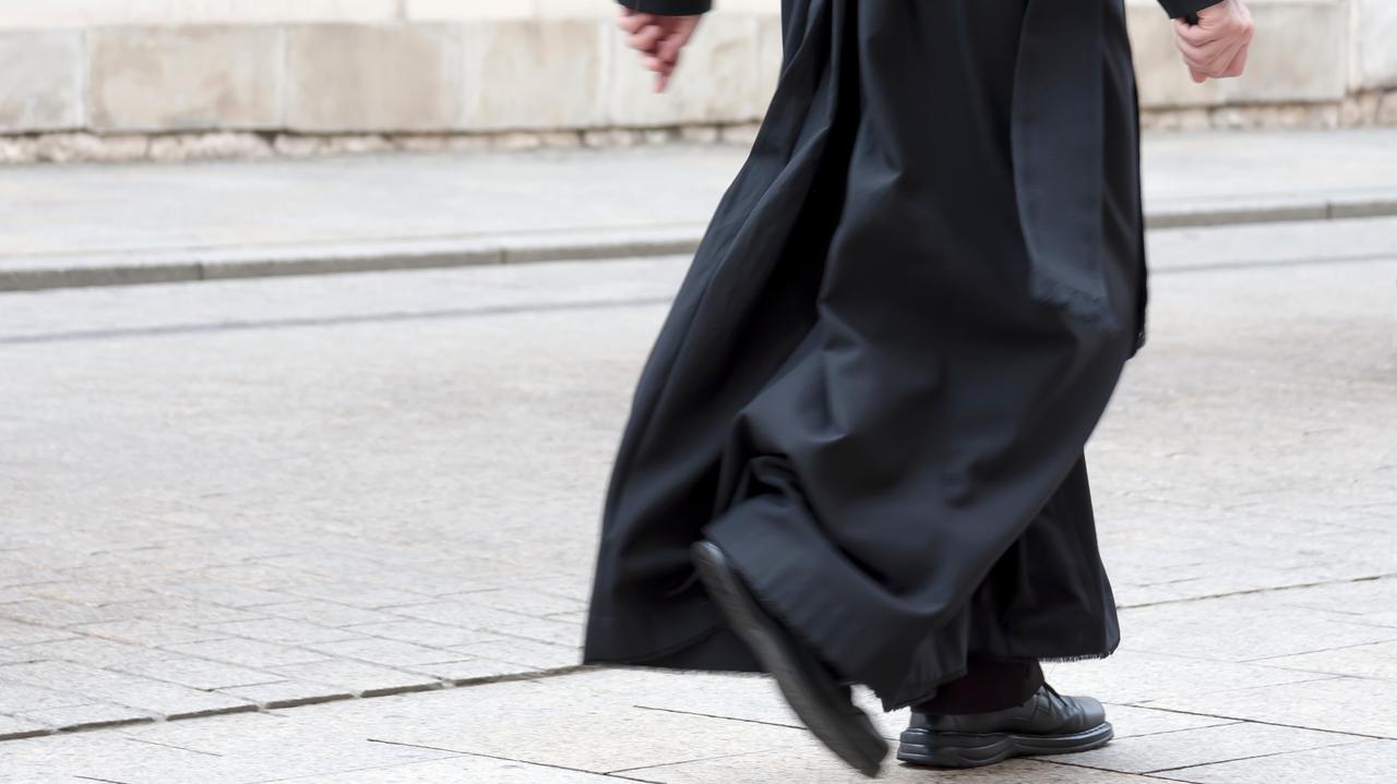 Szokujące ustalenia śledczych. Księdzu grozi 30 lat więzienia