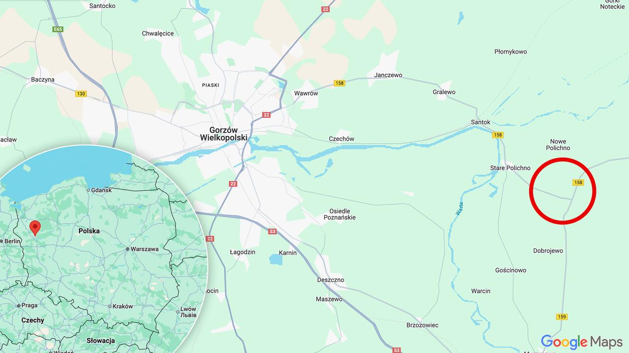 Roztrzaskany motocykl stanął w płomieniach. Policja szuka świadków