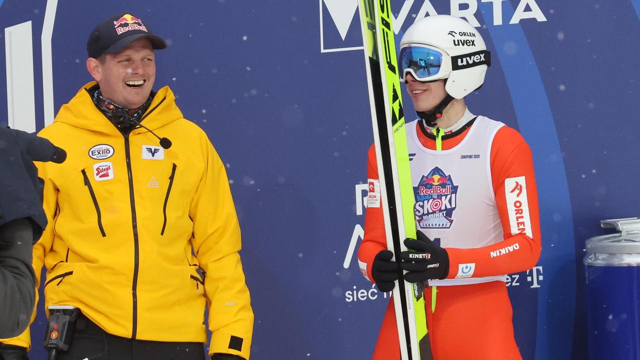 Mamy perełkę. Skacze tak, iż Stochowi opadła szczęka