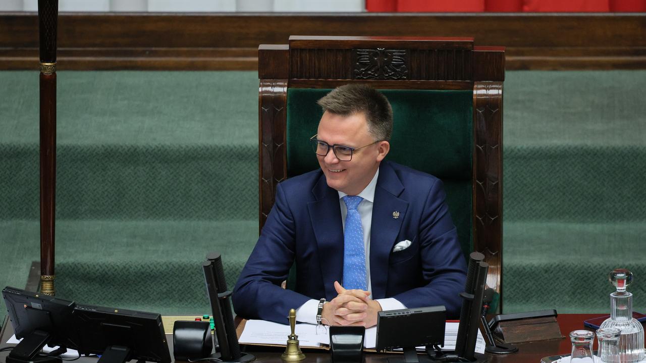 Dziękuje, przeprasza, żartuje. Szymon Hołownia żegna się w Sejmie