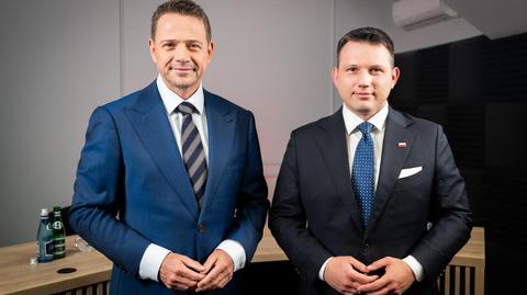 Echa spotkania przy kuflu. Tusk komentuje