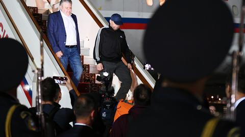 Putin przywitał swoich szpiegów na lotnisku