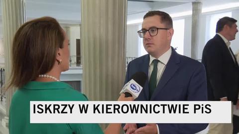 Motyka: walka buldogów przeniosła się na dywan 