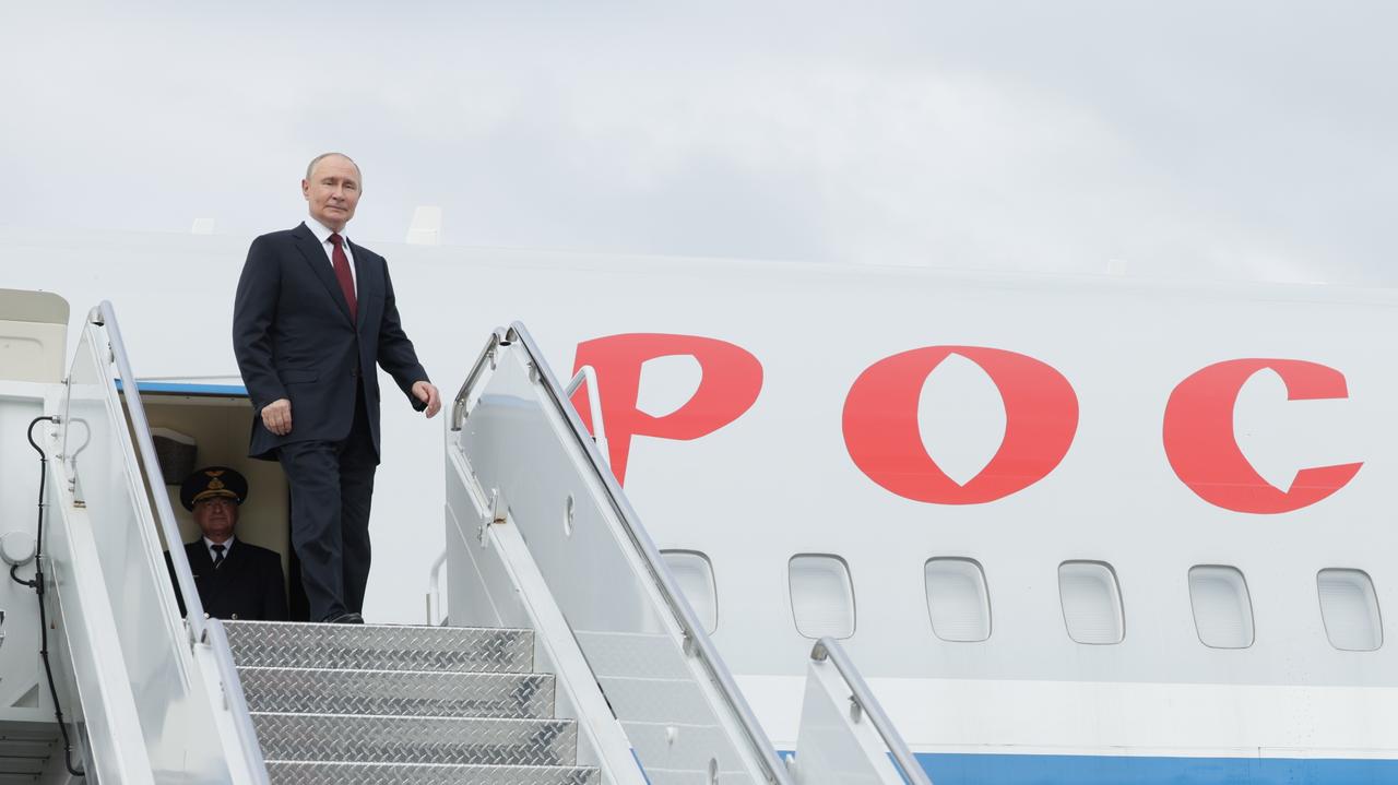 Czerwony dywan i zielone światło dla Putina. "Wszyscy byli zaskoczeni"