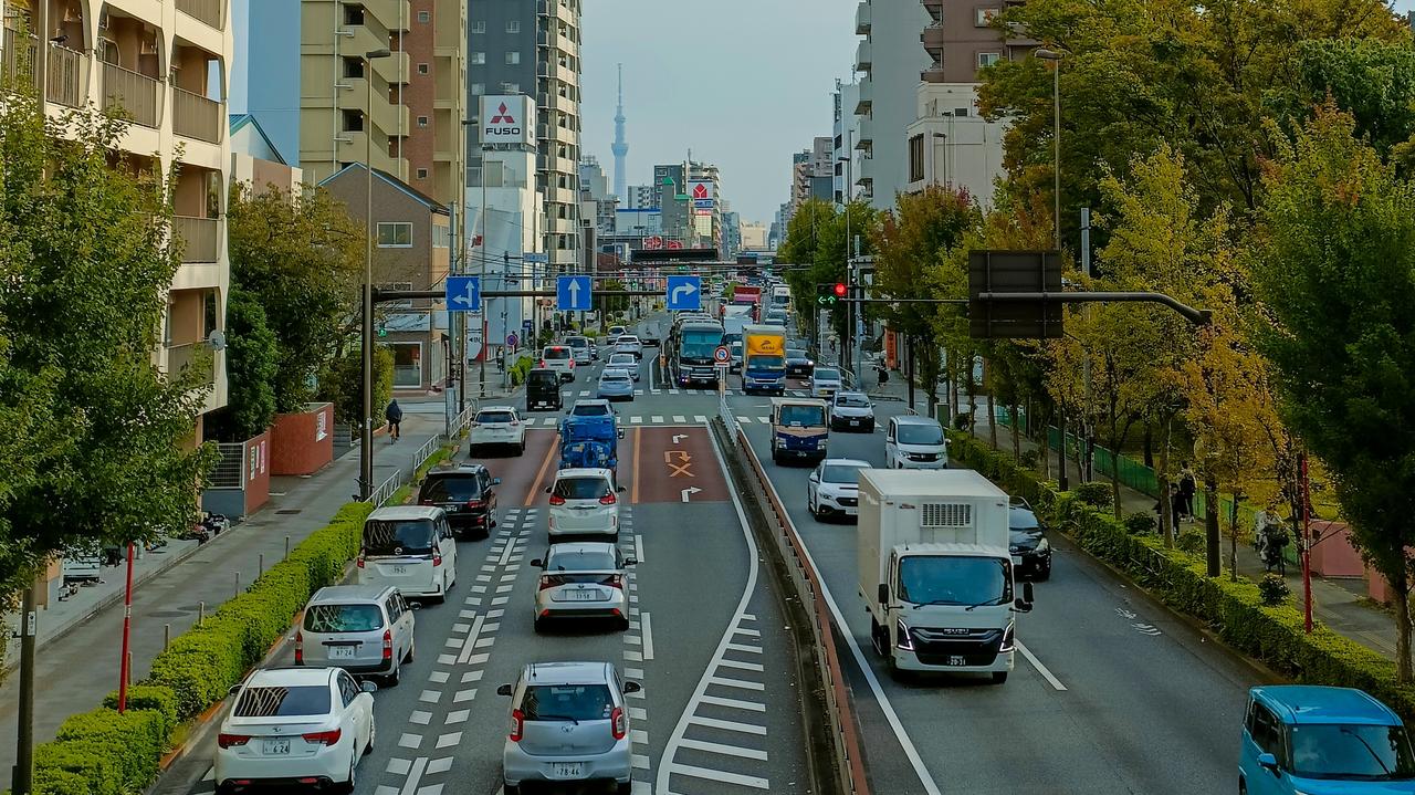 Samochód wjechał w pieszych w Tokio. Są ranni