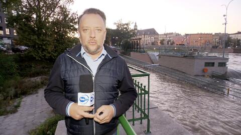 Przez Wrocław przechodzi fala powodziowa. "Sytuacja jest stabilna"