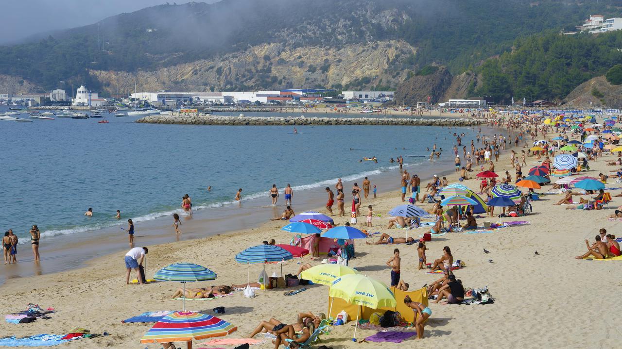 Skąd ładunki wybuchowe na portugalskich plażach? Wojsko wyjaśnia