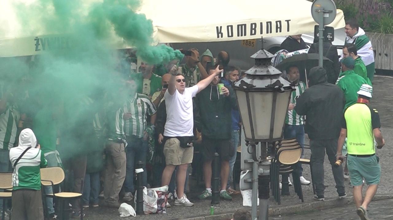 Dziesiątki tysięcy kibiców, policja w gotowości