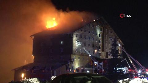 Turcja. Hotel w kurorcie narciarskim Kartalkaya po pożarze