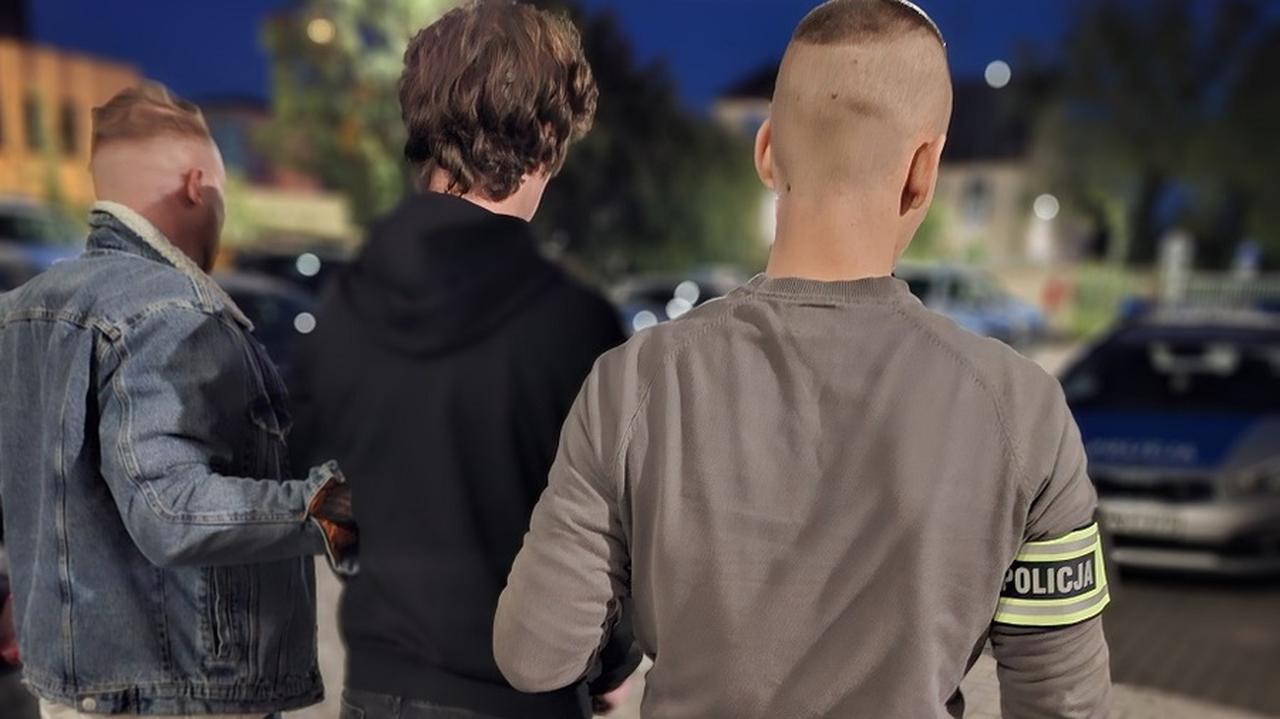 Dostał kurs z Bydgoszczy do Gdańska. Z paczką pojechał do policjantów