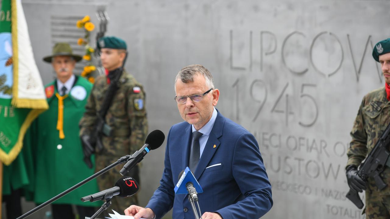 Burza po wpisach Instytutu Pileckiego. Odpowiedział na kontrowersje, później usunął wpisy