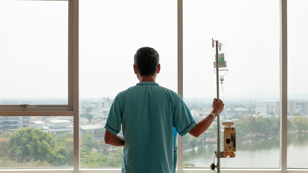 Coraz więcej osób żyje z diagnozą raka. To i dobra, i zła wiadomość