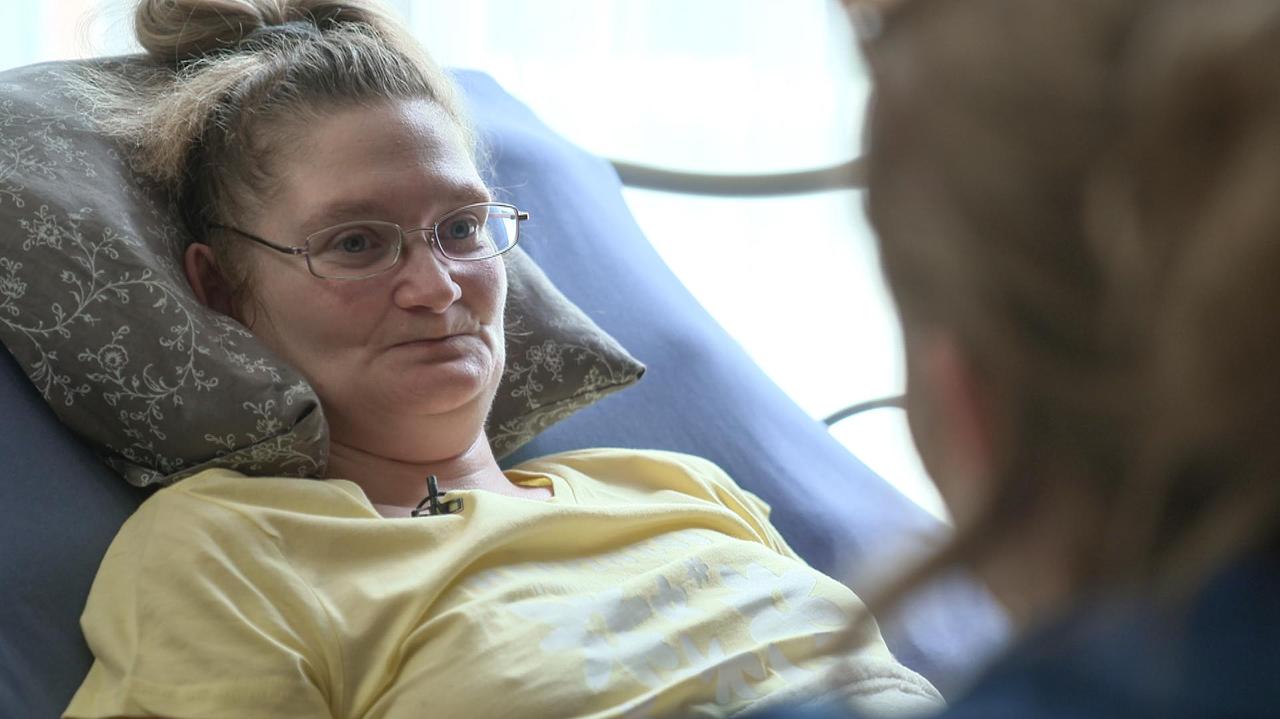 Ważyła 30 kilogramów i wciąż "mówiła, że jest za gruba". "Jej życie wisiało na włosku"