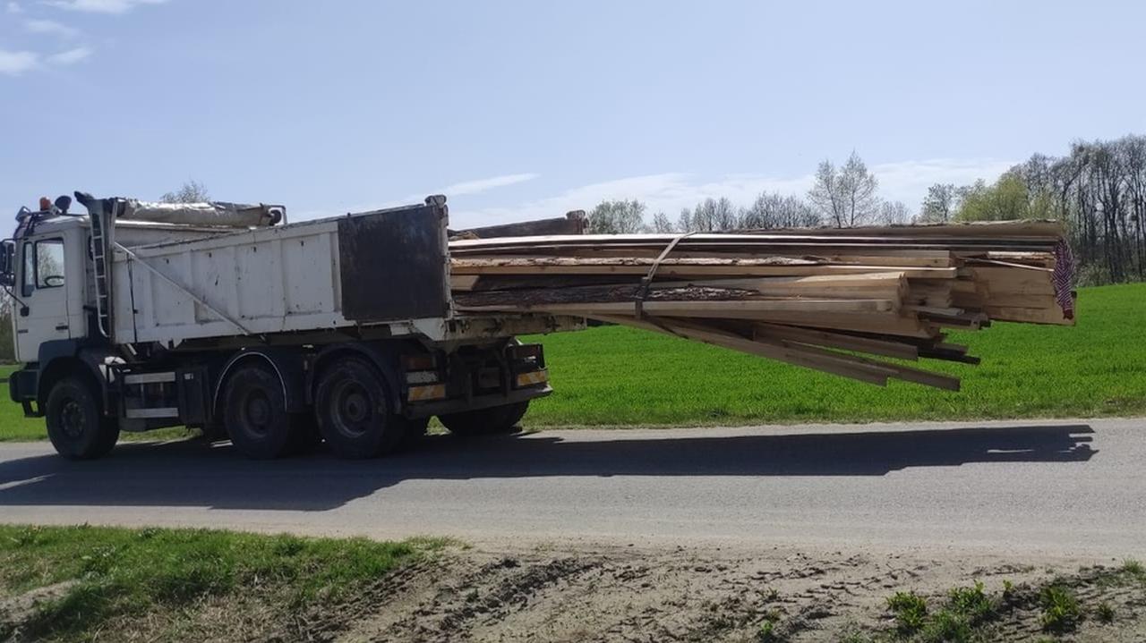 Zatrzymali pijanego kierowcę. Na ratunek mężczyźnie przyjechał pracodawca. Również pod wpływem
