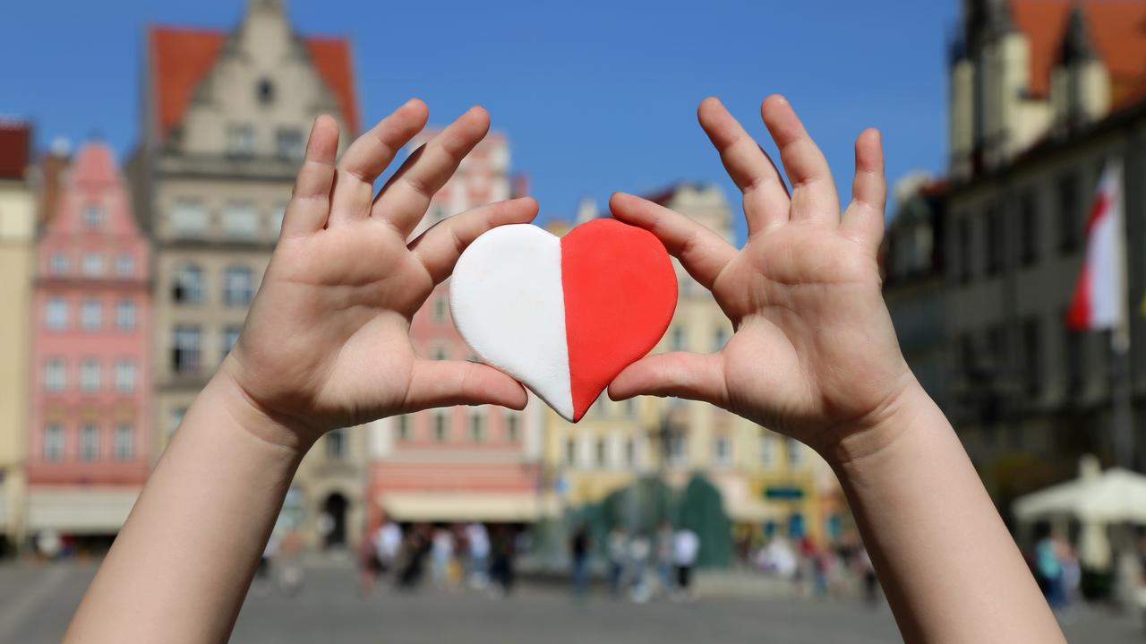 Muzycznie, kulturalnie i sportowo. Świętowanie 11 listopada w Warszawie