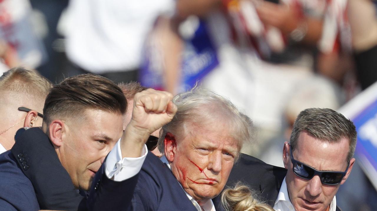 Strzały na wiecu Donalda Trumpa 