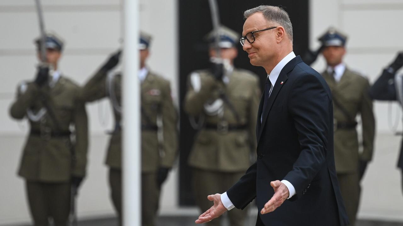 Problem na uroczystości z udziałem Dudy. "Proszę to przyjąć jako zapowiedź"