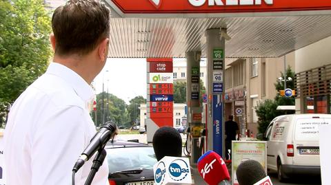 Kosiniak-Kamysz: w ciągu pięciu, siedmiu minut konferencji ceny benzyny o 15 groszy poleciały w dół 