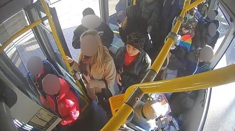 Poszukiwana za pobicie pasażerki autobusu