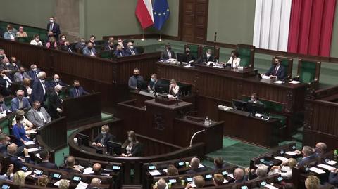 Kaczyński w Sejmie: nie było propozycji rządowych dla grupy, która odeszła