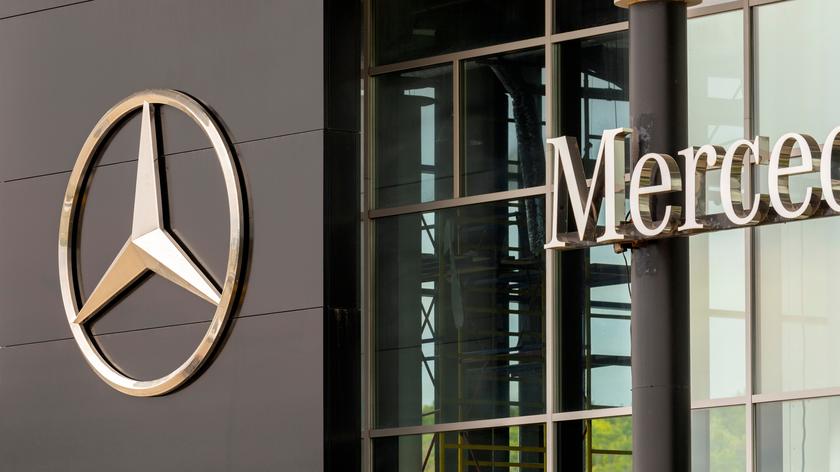Premier Morawiecki o nowej inwestycji Mercedes-Benz w Jaworze