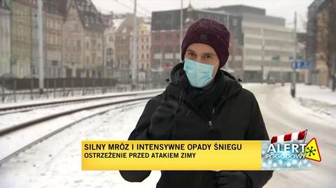 Silny mróz i intensywne opady śniegu. Relacje reporterów TVN24