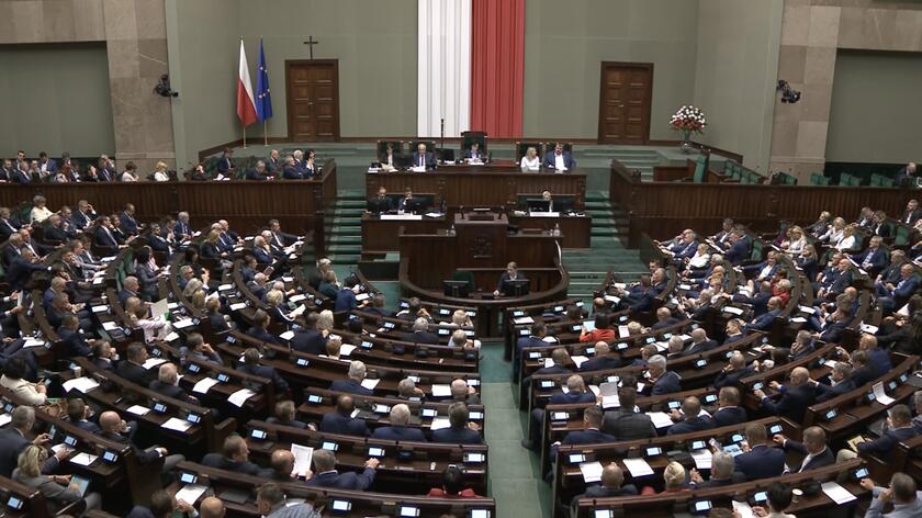 Głosowanie nad całością projektu ustawy o szczególnym wsparciu poszkodowanych w związku z sytuacją ekologiczną na Odrze