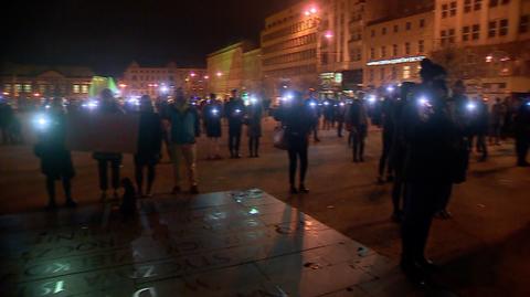 Manifestacje w Poznaniu i Tomaszowie Mazowieckim po śmierci 30-letniej Izabeli