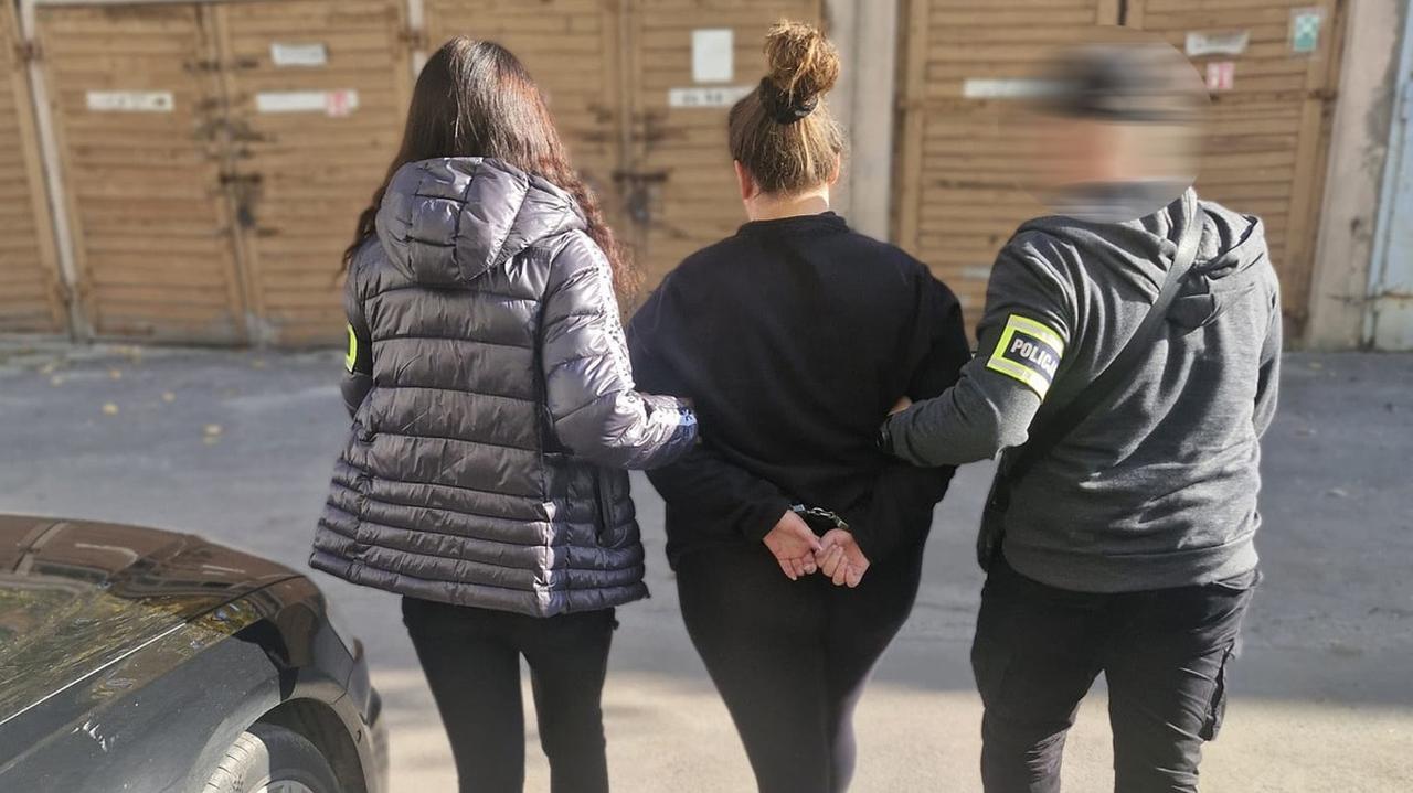 Z autobusu do aresztu