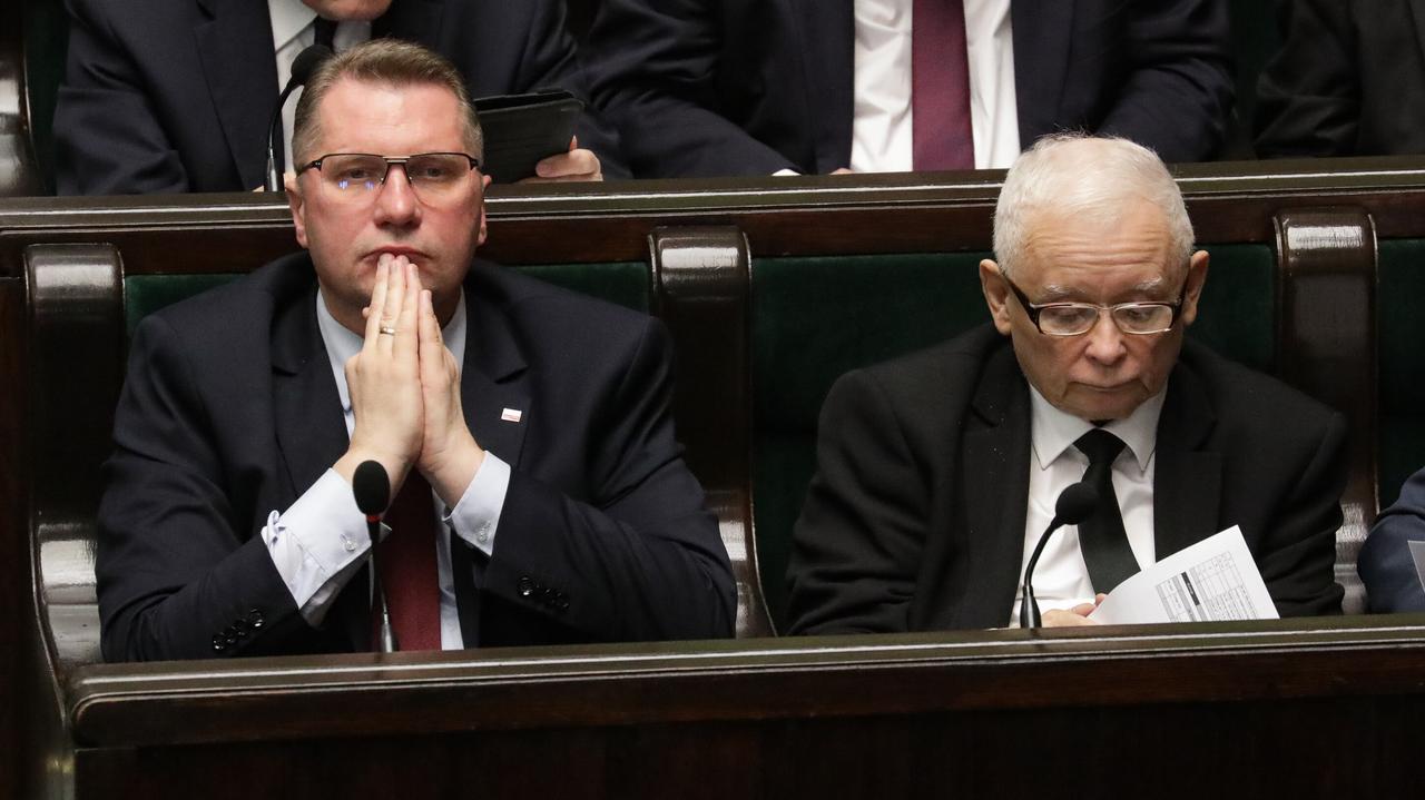 Minister cyfryzacji o słowach Przemysława Czarnka: narracja, która doprowadzi nas do wojny z Rosją