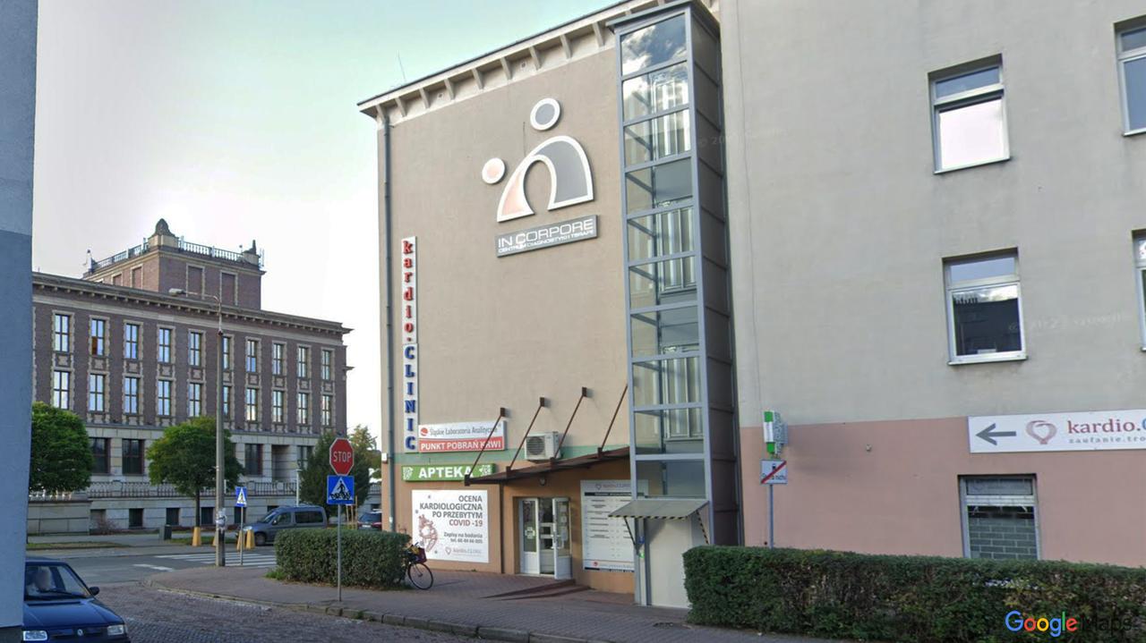 Z trzeciego piętra runęła winda. W środku był mężczyzna