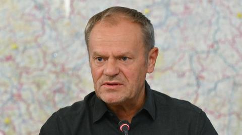 Tusk: nieuszkodzone hotele będą służyły jako tymczasowe miejsca zamieszkania