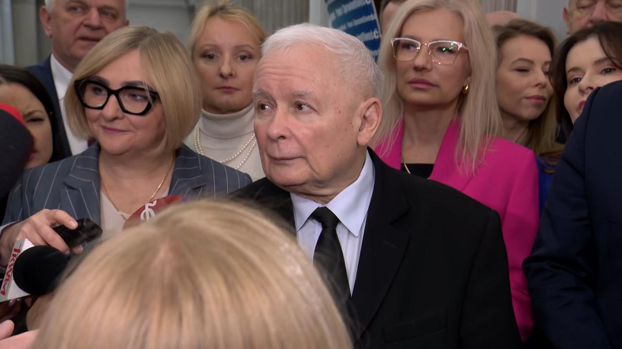 Jak chrumka samiec dzika? Kaczyński pokazał w Sejmie