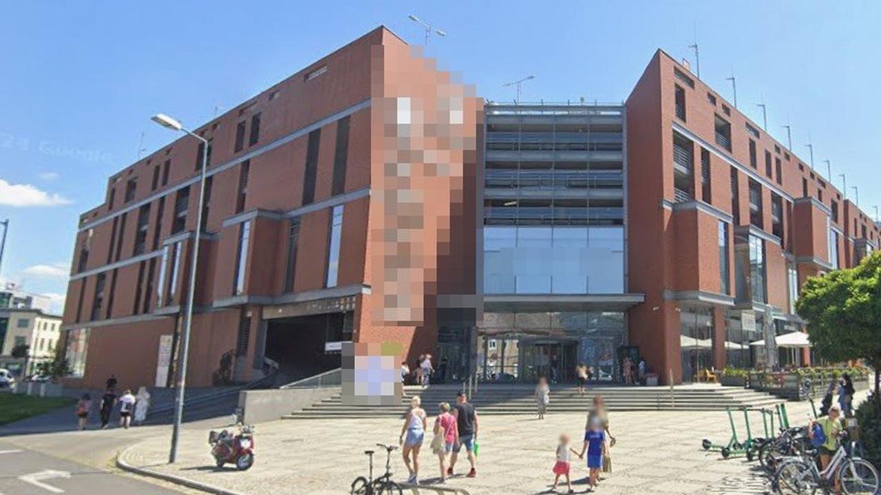 Pożar w centrum handlowym. Ewakuowano 600 osób