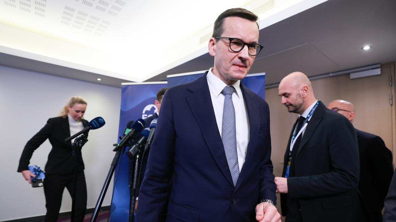 Sejmowa komisja: Morawiecki poprawnie zrzekł się immunitetu