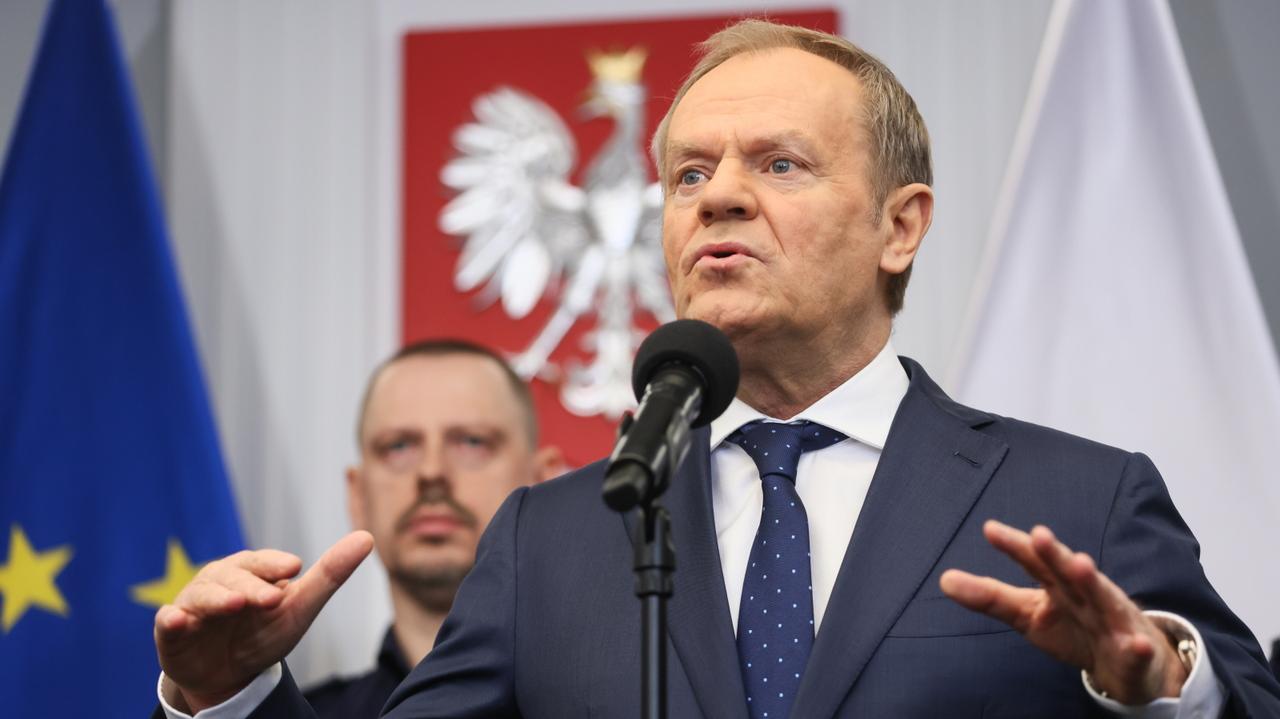 Tusk o pakcie migracyjnym: Polska nie będzie implementowała