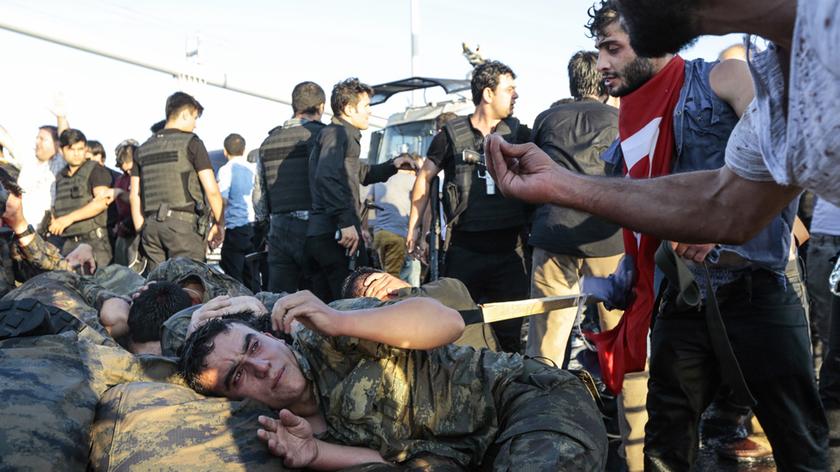 Zamach stanu w Turcji. Archiwalne zdjęcia