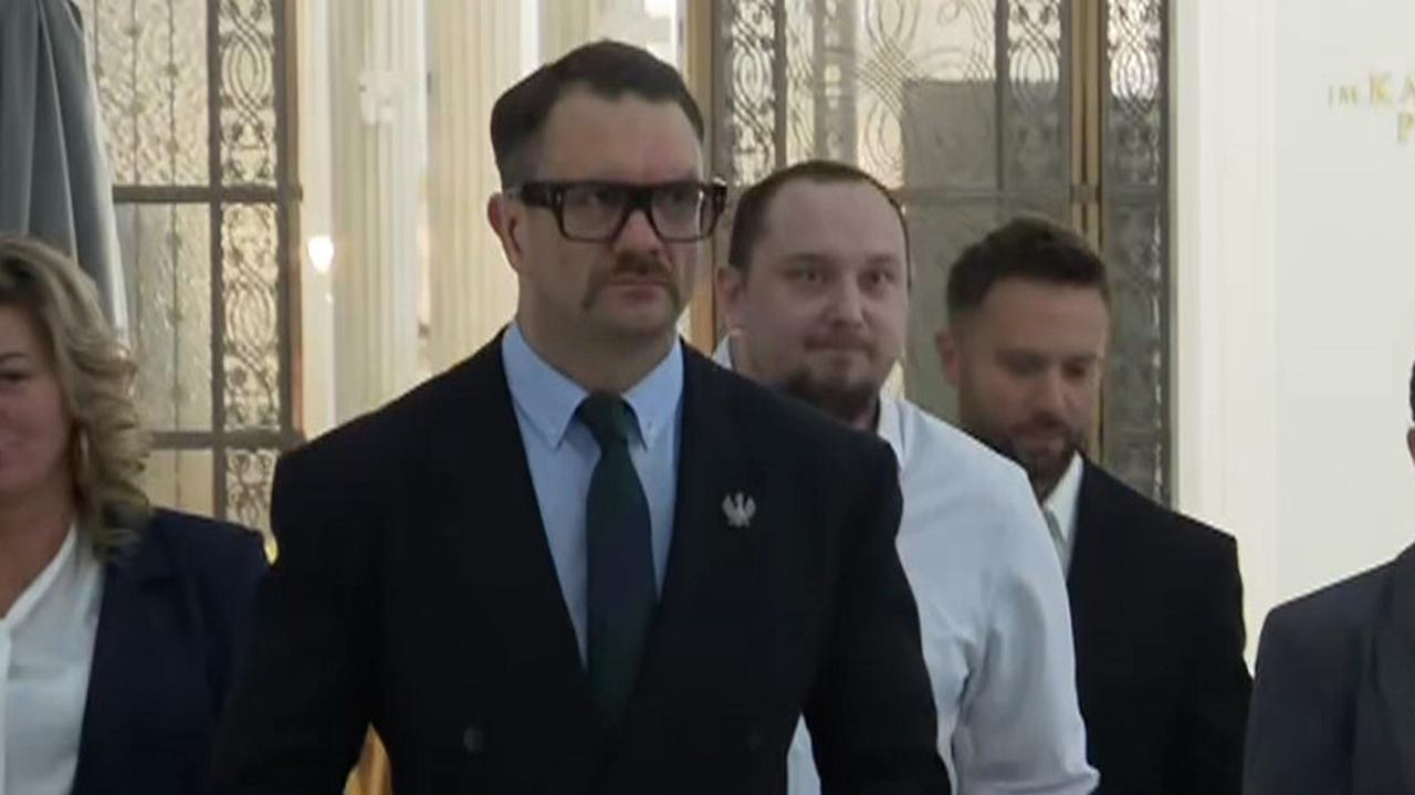 Mejza wprowadził patostreamerów do Sejmu. Będzie wniosek do komisji etyki