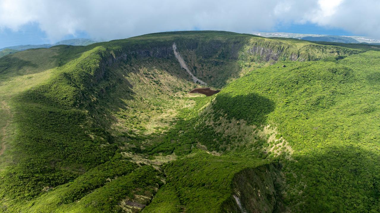 Portugalia. Wulkan Santa Bárbara powoli się budzi