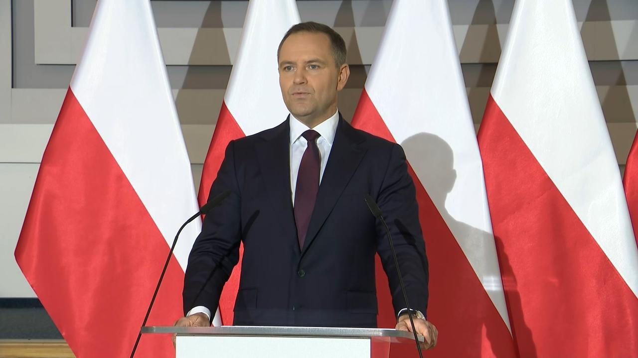 "Bezinteresowna" pomoc za mieszkanie. Oświadczenie Nawrockiego