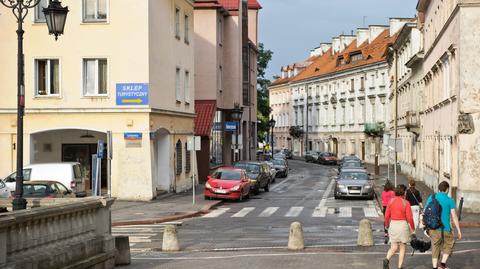 Wielu seniorów nie ma nikogo do pomocy. "Sąsiedzi dopiero odkryli, że mdleje z głodu"