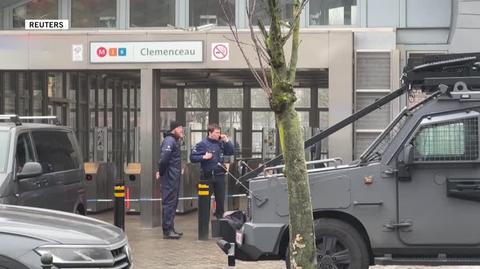 Policja przy stacji metra Clemenceau w Brukseli