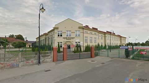 Zespół szkół mieści się w Łukowie w województwie lubelskim
