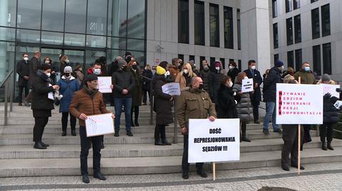 Protest przed sądem w Krakowie