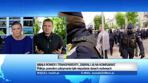 Karczyński o zatrzymaniu kobiety stojącej z transparentami pod radiową Trójką