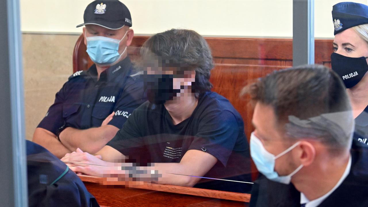 Mieli znęcać się nad osobą z niepełnosprawnością. Patoyoutuber i jego znajomi uniewinnieni